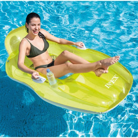 Chill ’n Float Lounges
